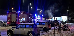 Pożar opla przy ''Wyklętych''. Uszkodzone inne samochod