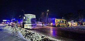 Zderzenie autokarów wzdłuż ''siódemki''