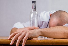 Chcą ograniczyć dostęp do alkoholu. Projekt jest już w Sejmie-24283