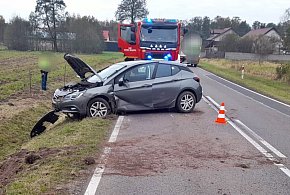 Policjanci wyjaśniają dokładne okoliczności zdarzenia w Kadłubówce-24675