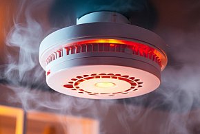 Rewolucja w przepisach pożarowych. Nowe obowiązki dla właścicieli domów i firm-24801