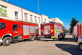 Interwencja strażaków w szkole w Kroczewie-24911