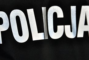 Presja, pośpiech i fałszywy mundur...-25094