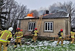 Kolejny tragiczny pożar w gminie Dzierzążnia-25161