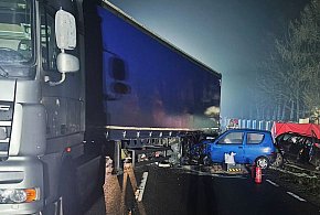 Wieczorny wypadek w Skrzynkach. Jest ofiara śmiertelna-25602