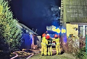 Duże straty materialne po pożarze we wsi Zbyszyno-25681