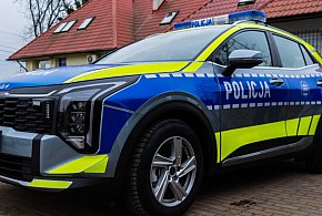 Nowy radiowóz dla Posterunku Policji w Czerwińsku-25729