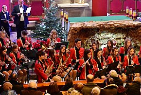 Z kolędą przez świat... Koncertowo, jeszcze świątecznie u ''Maksymiliana''