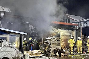 Pożar kotłowni przy stolarni. Akcja gaśnicza trwała ponad dwie godziny