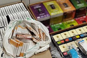 Zarzuty za narkotyki. Do tego papierosy i e-papierosy bez polskich znaków akcyzy