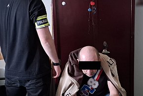 Jeszcze więcej narkotyków - policjanci przeszukali dom 55-latka pod Płońskiem