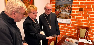 Zbierana przez lata kolekcja medali i monet trafi do diecezjalnego muzeum-25774