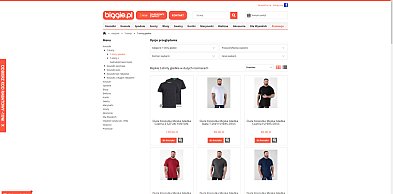 T-shirty gładkie jako baza pod bluzy, koszule i marynarki