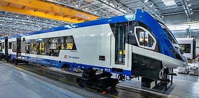 Koniec kolejowego wykluczenia powiatu coraz bliżej! Hybrydowe pojazdy kluczem