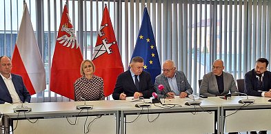 Zduńska 2 i 4 oraz Plac 15 Sierpnia 5 wraz z podwórkami zyskają nowy wygląd