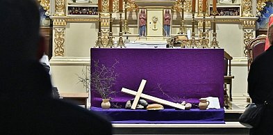 Kradzież w płońskiej parafii.  Sprawca zabrał skrzynkę z datkami!