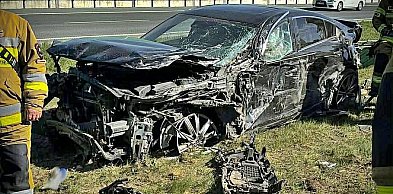 Nagły manewr i zderzenie z ciężarówką. Groźnie na S7 pod Płońskiem