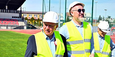 Płońsk w sercu mistrza. Majewski wraca i chwali nowy stadion [ZDJĘCIA]