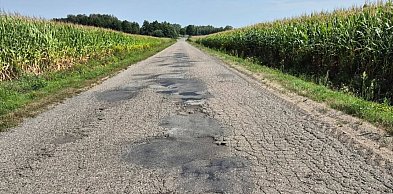 Umowa podpisana. Dwie drogi powiatowe przejdą kompleksowy remont