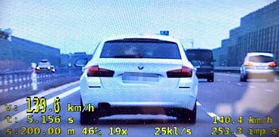 S7: Nie tylko za szybka jazda. Kierowca BMW złamał też wyroki sądu
