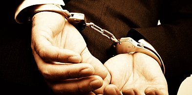 Płońsk: 17-latek zatrzymany przez kryminalnych na jednym z osiedli