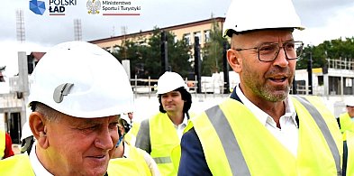 Budowa stadionu w Płońsku. Bieżnia jak na Śląskim -24047