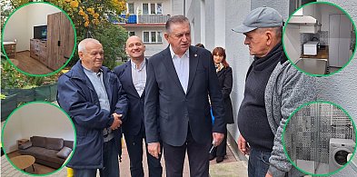 Klucze do pierwszego w powiecie płońskim mieszkania wspomaganego przekazane-24564