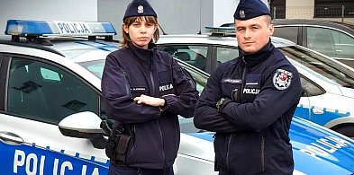 Wspólna akcja przechodniów i płońskich policjantów ocaliła mężczyznę-25245