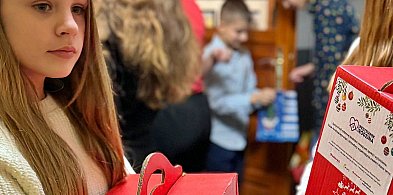 Świąteczne spotkanie w Ośrodku Wsparcia dla Dzieci i Młodzieży-25720