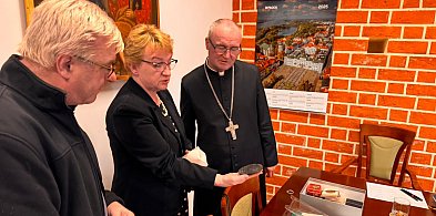 Zbierana przez lata kolekcja medali i monet trafi do diecezjalnego muzeum-25774