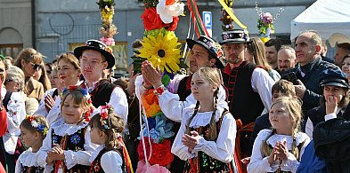 6,36! - wybrano najwyższą palmę wielkanocną. Świąteczne spotkanie