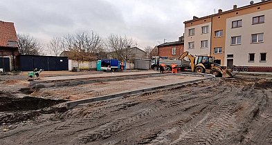 Zniknęły garaże, przybędzie za to miejsc do parkowania i zieleni-25070