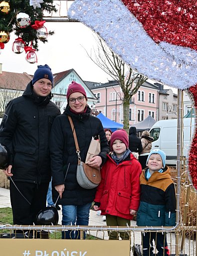 Iście świąteczna atmosfera w płońskim rynku [ZDJĘCIA]-25491