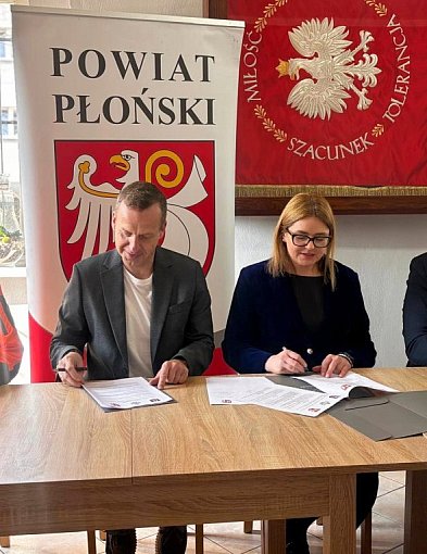 Trójstronne porozumienie podpisane. Na horyzoncie klasa medyczna