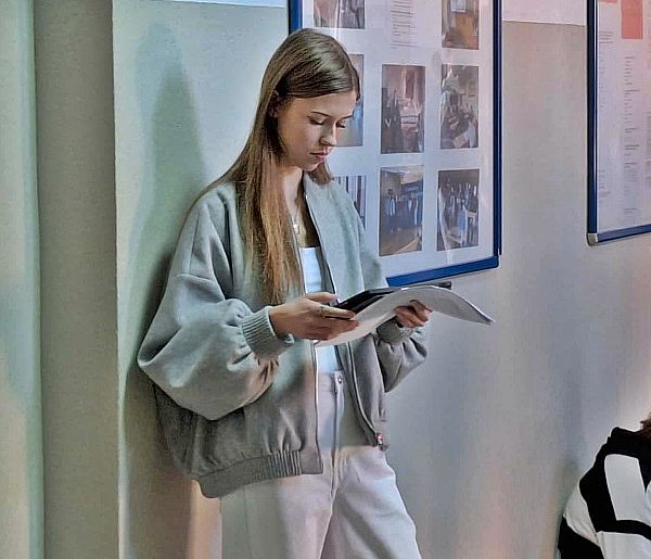 Sukces Marii Kamińskiej, uczennicy płońskiego liceum!-24857