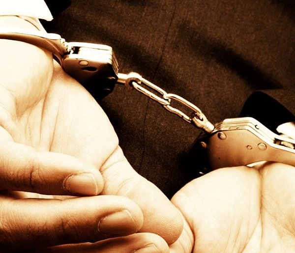 Spacer z łupem przez centrum Raciąża i próba włamania kończą się aresztem-24977