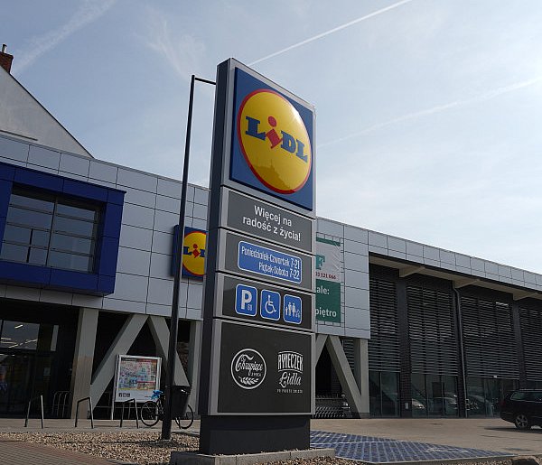 Lidl wycofuje popularne mięso. GIS wykrył niebezpieczne skażenie-25048