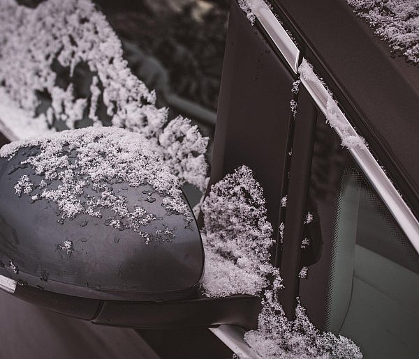 Zimowy atak w całej Polsce. Kierowców czeka kosztowna niespodzianka-25147