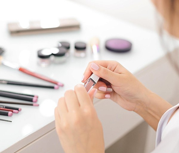 Nie używaj tych kosmetyków. GIS ostrzega przed produktami-25263