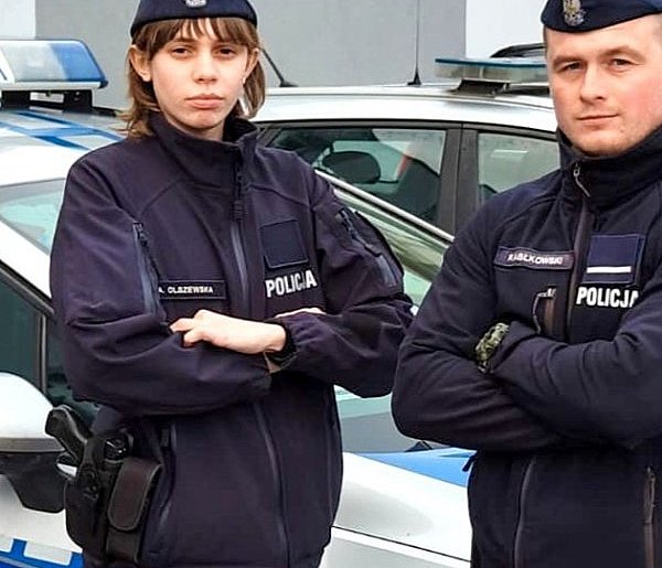 Wspólna akcja przechodniów i płońskich policjantów ocaliła mężczyznę-25245