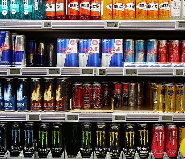 Popularne napoje pójdą ostro w górę. Rząd szykuje podwyżkę VAT-25340