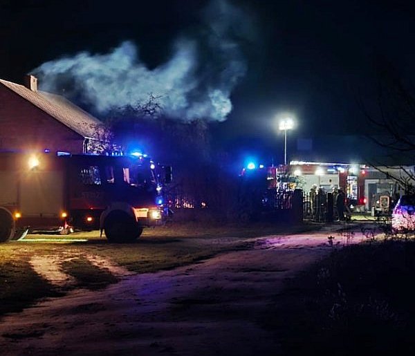 Pożar sadzy w kominie-25524