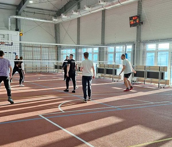 Uczniowie się doczekali. Nowa hala jest do ich dyspozycji-25834