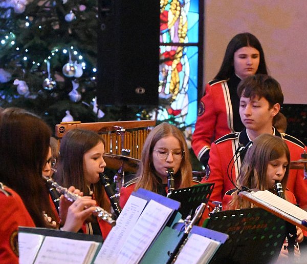 Z kolędą przez świat... Koncertowo, jeszcze świątecznie u ''Maksymiliana''-25933