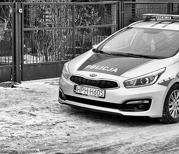 Prokuratura: 29-latek zamordował dziadków maczetą