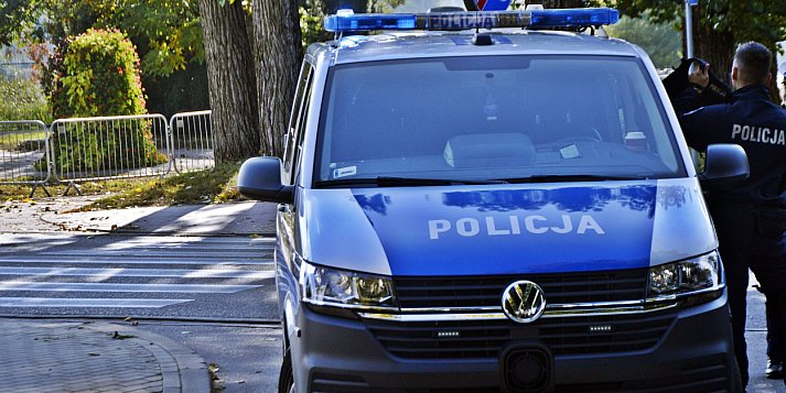Agresywny płońszczanin obraził policjantów. Jest też zarzut kierowania gróźb wobec rodziny