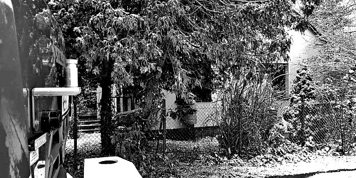 Tragedia w gminie Dzierzążnia. Nie żyje starsza kobieta