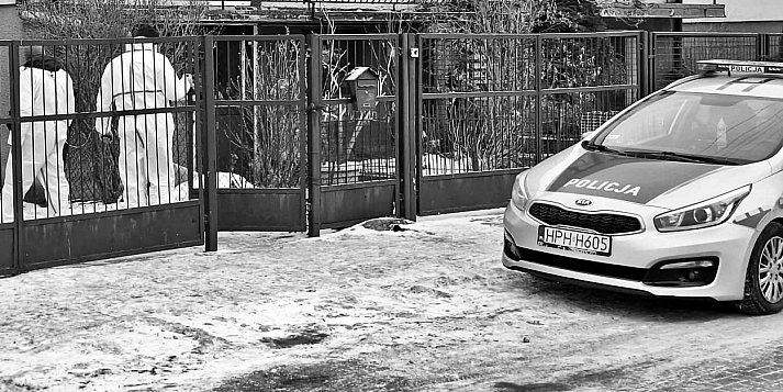 Płońska prokuratura: 29-latek zamordował dziadków maczetą