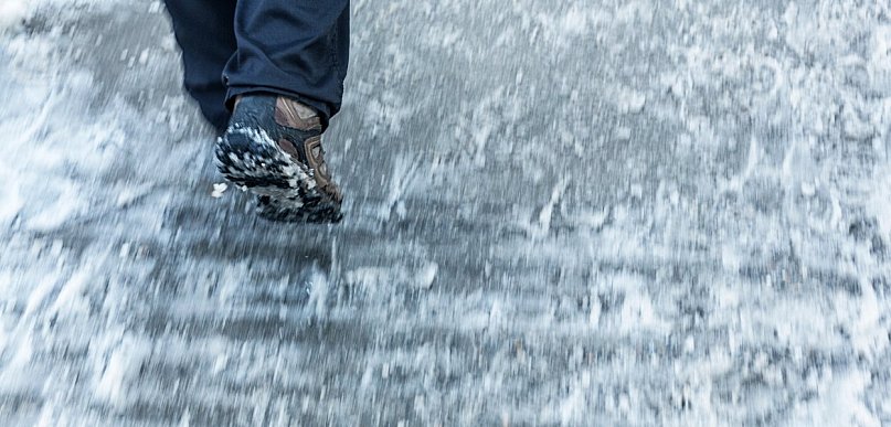 Jest bardzo ślisko. Mamy komunikat na temat złej sytuacji z płońskiego ratusza