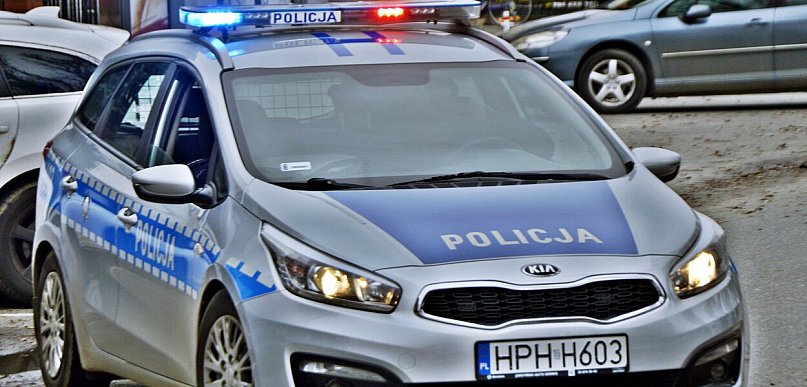 Płońsk: Pijany w sztok ojciec ''opiekował się'' 7-latkiem. Był osobą poszukiwaną